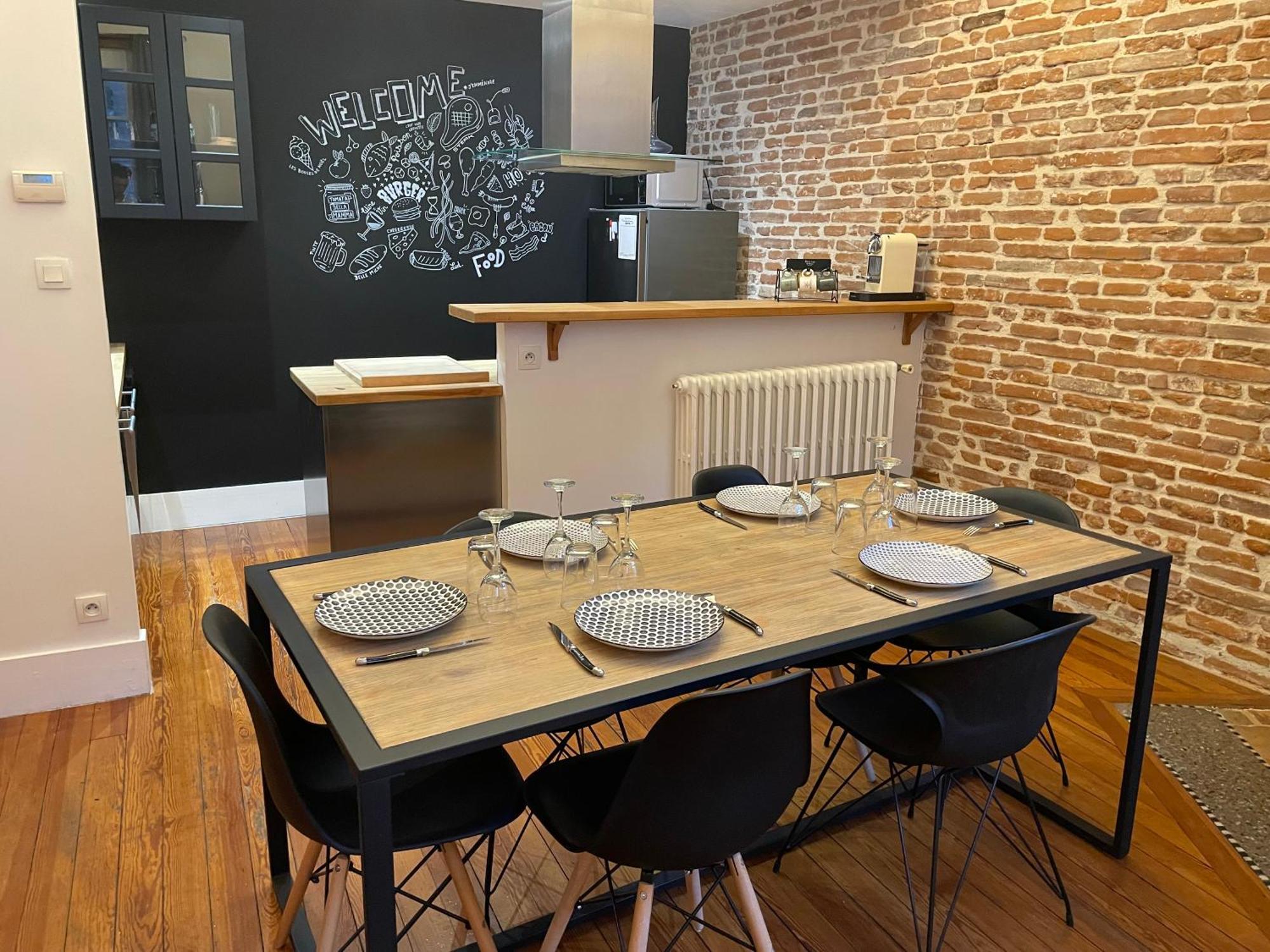 L'etage, Hypercentre Toulousain, Climatise Apartment